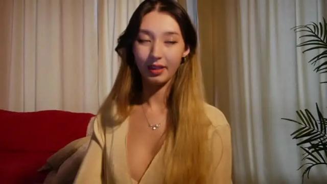 Image 3 of sarasuo Stream on Chaturbate on 1 month ago