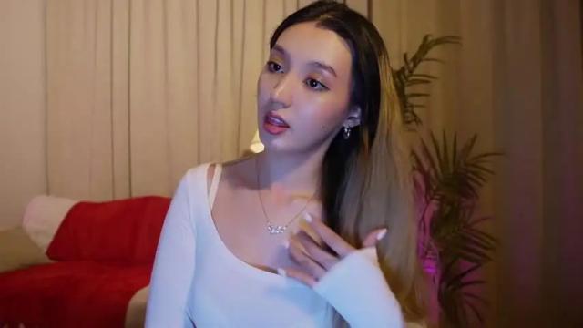 Image 10 of sarasuo Stream on Chaturbate on 29 days ago