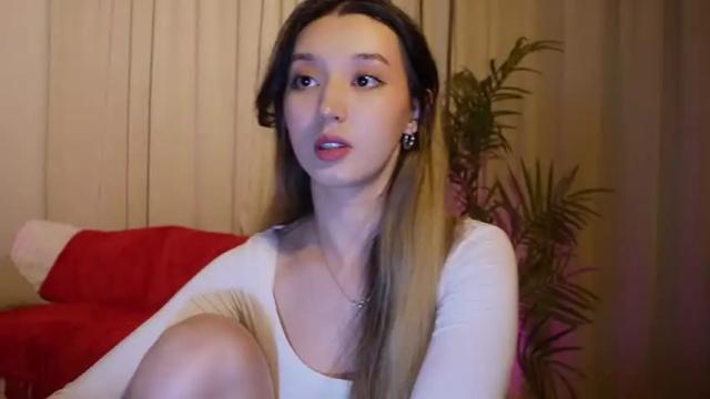 Image 2 of sarasuo Stream on Chaturbate on 29 days ago