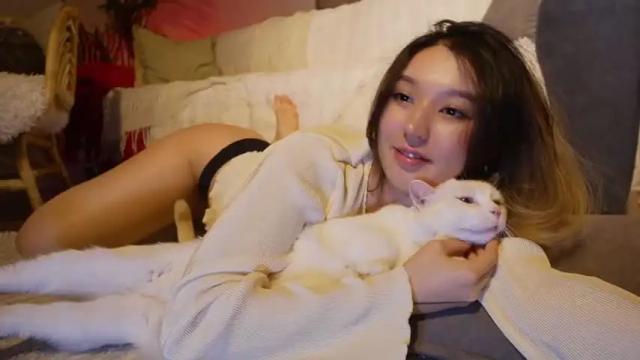Image 6 of sarasuo Stream on Chaturbate on 10 days ago