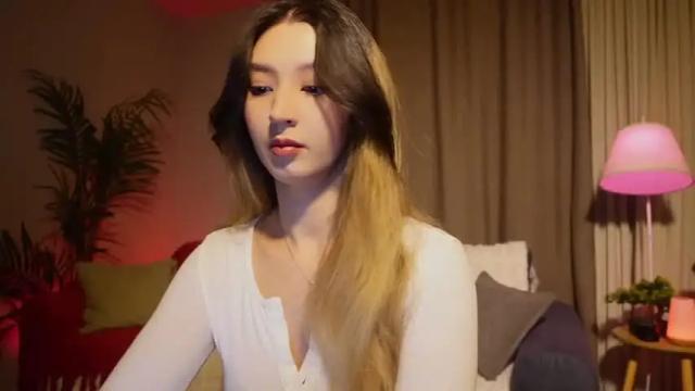 Image 2 of sarasuo Stream on Chaturbate on 6 days ago