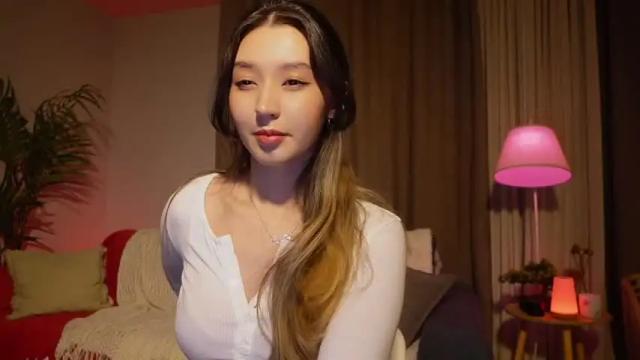 Image 7 of sarasuo Stream on Chaturbate on 6 days ago