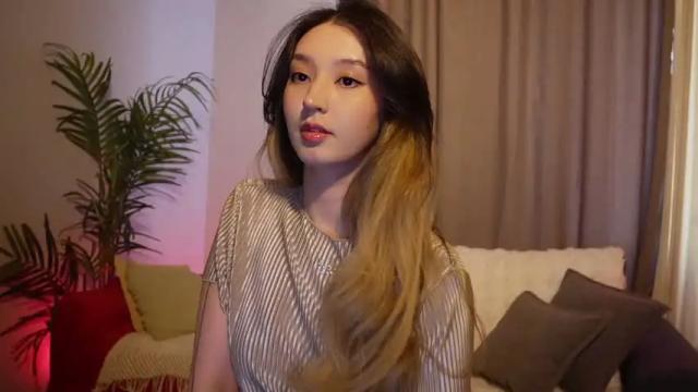 Image 4 of sarasuo Stream on Chaturbate on 1 day ago