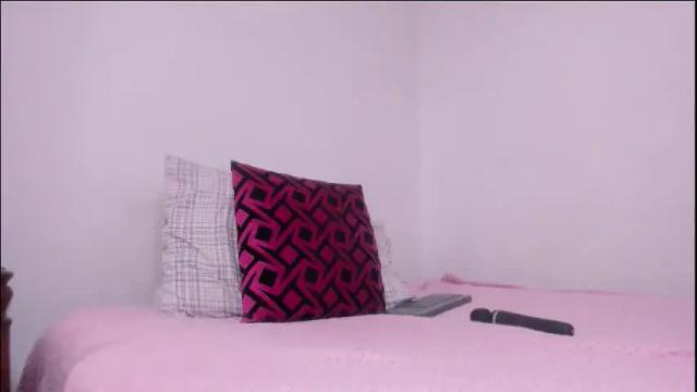 Image 6 of sarasweet_4 Stream on Chaturbate on 1 month ago