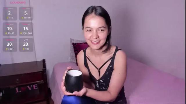 Image 7 of sarasweet_4 Stream on Chaturbate on 7 days ago