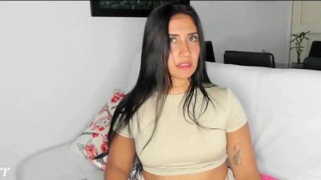 Image 12 of saratukkerr Stream on Chaturbate on 16 months ago