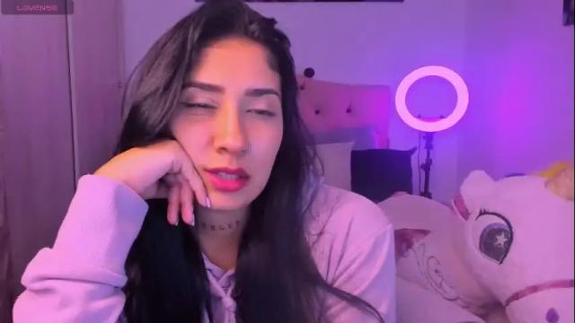 Image 11 of saratukkerr Stream on Chaturbate on 2 months ago
