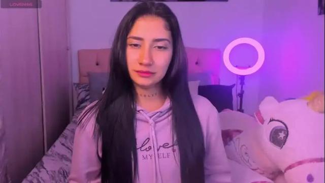 Image 4 of saratukkerr Stream on Chaturbate on 2 months ago