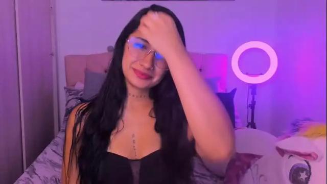 Image 11 of saratukkerr Stream on Chaturbate on 1 month ago