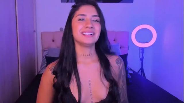 Image 12 of saratukkerr Stream on Chaturbate on 1 month ago
