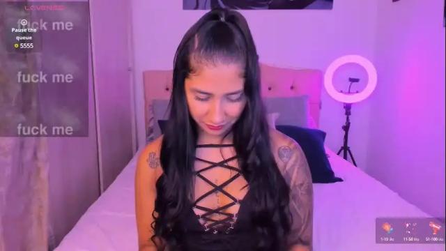 Image 10 of saratukkerr Stream on Chaturbate on 1 month ago