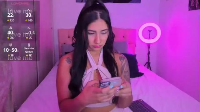 Image 2 of saratukkerr Stream on Chaturbate on 1 month ago