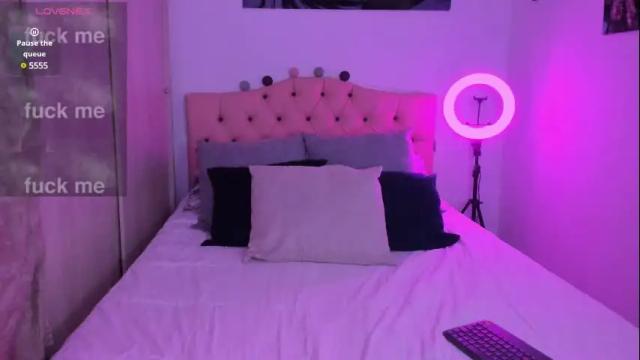 Image 8 of saratukkerr Stream on Chaturbate on 1 month ago