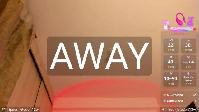 Image 7 of saratukkerr Stream on Chaturbate on 2 days ago