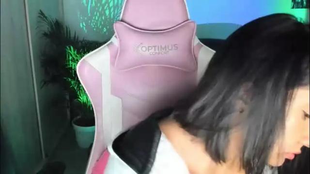 Image 10 of saratukkerr Stream on Chaturbate on 1 month ago