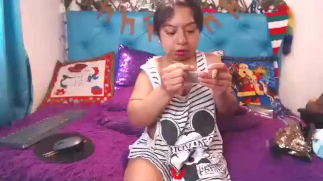 Image 4 of sarawiills Stream on Chaturbate on 28 days ago