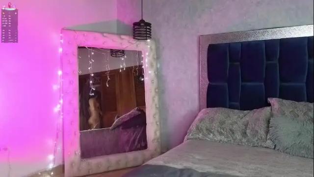 Image 7 of sarawilliamss_ Stream on Chaturbate on 5 months ago