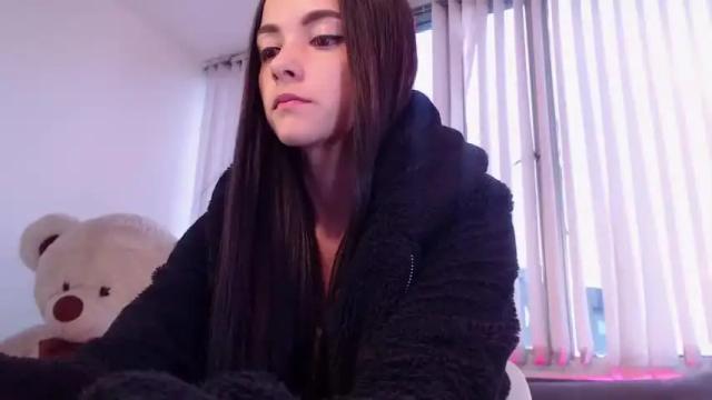 Image 4 of saray_es Stream on Chaturbate on 15 months ago