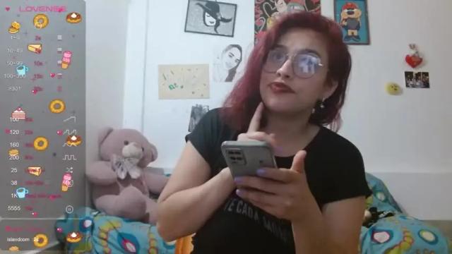 Image 3 of saray_extrovert1 Stream on Chaturbate on 12 months ago