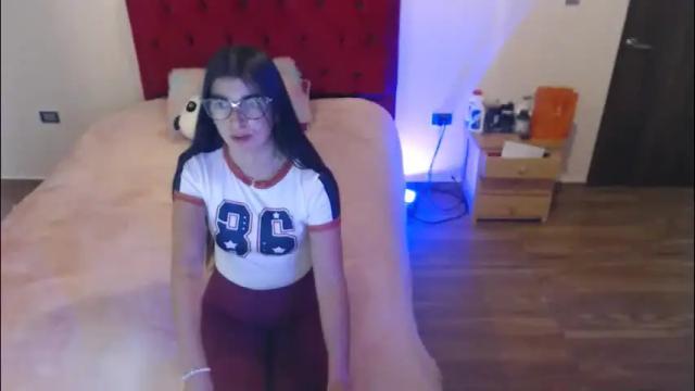 Image 4 of saray_honey1 Stream on Chaturbate on 2 months ago