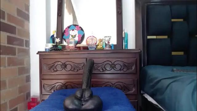 Image 3 of sariii1 Stream on Chaturbate on 1 month ago