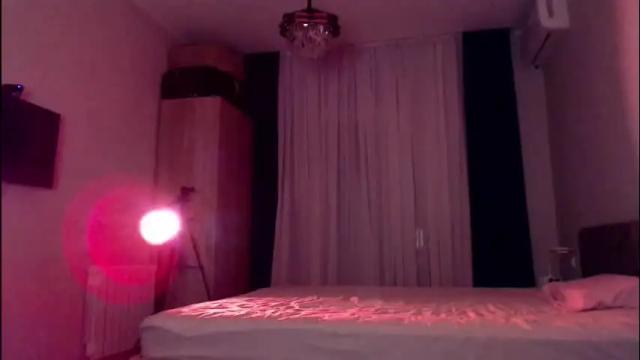 Image 7 of sarinaluv Stream on Chaturbate on 2 months ago