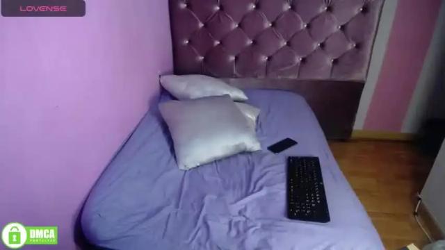Image 7 of sarita_arisa Stream on Chaturbate on 25 months ago