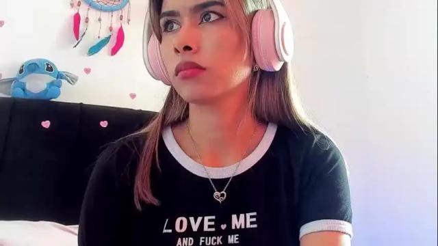 Image 3 of sarita_jones23 Stream on Chaturbate on 1 month ago