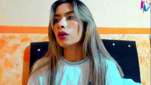 Image 2 of sarita_jones23 Stream on Chaturbate on 24 days ago