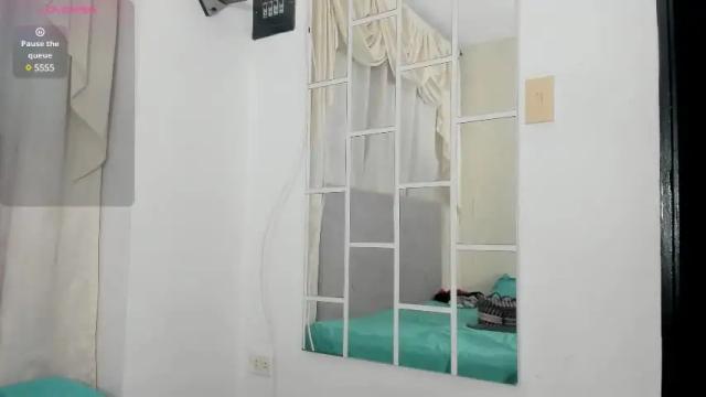 Image 2 of sarita_loven Stream on Chaturbate on 1 month ago