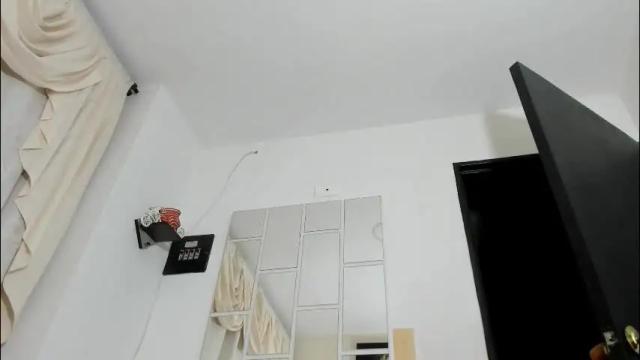 Image 8 of sarita_loven Stream on Chaturbate on 1 month ago