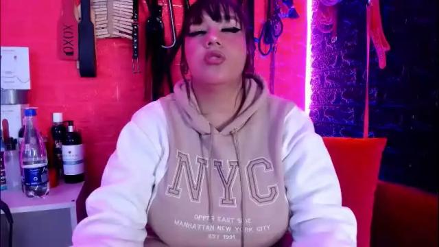 Image 6 of sarita_moller Stream on Chaturbate on 2 months ago