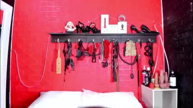 Image 3 of sarita_moller Stream on Chaturbate on 1 month ago