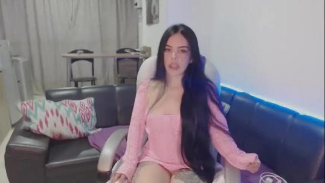 Image 4 of saritaprincess Stream on Chaturbate on 1 month ago