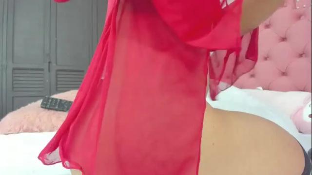 Image 2 of sary_rousse Stream on Chaturbate on 3 months ago