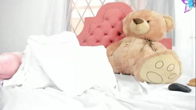 Image 12 of sary_rousse Stream on Chaturbate on 2 months ago