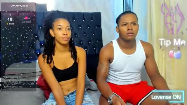 Image 3 of sasha_fox0 Stream on Chaturbate on 6 days ago