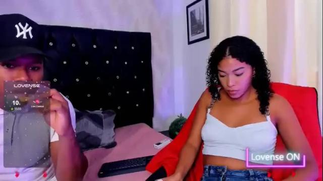 Image 6 of sasha_fox0 Stream on Chaturbate on 3 months ago