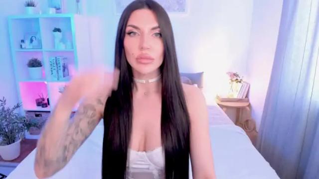Image 4 of sasha_miro Stream on Chaturbate on 14 months ago