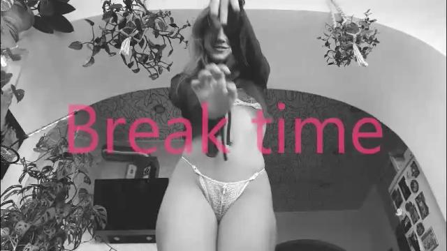 Image 4 of sasha_moormeoow Stream on Chaturbate on 24 days ago