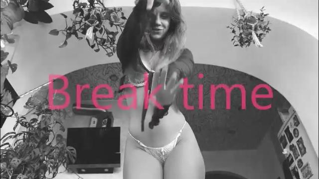 Image 4 of sasha_moormeoow Stream on Chaturbate on 17 days ago
