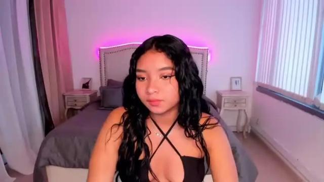 Image 2 of sasha_se Stream on Chaturbate on 15 months ago