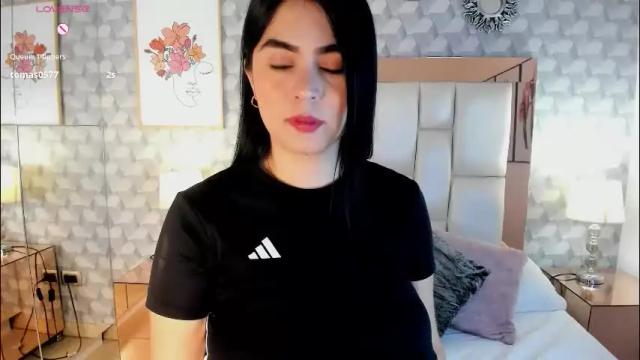 Image 4 of sasha_sims Stream on Chaturbate on 2 months ago