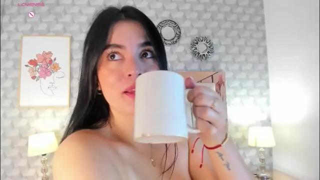 Image 10 of sasha_sims Stream on Chaturbate on 1 month ago