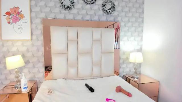Image 8 of sasha_sims Stream on Chaturbate on 1 month ago