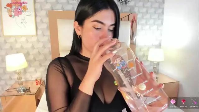 Image 10 of sasha_sims Stream on Chaturbate on 1 month ago