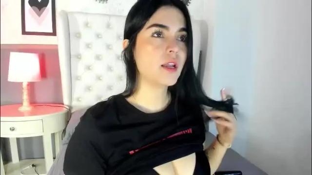 Image 2 of sasha_sims Stream on Chaturbate on 27 days ago