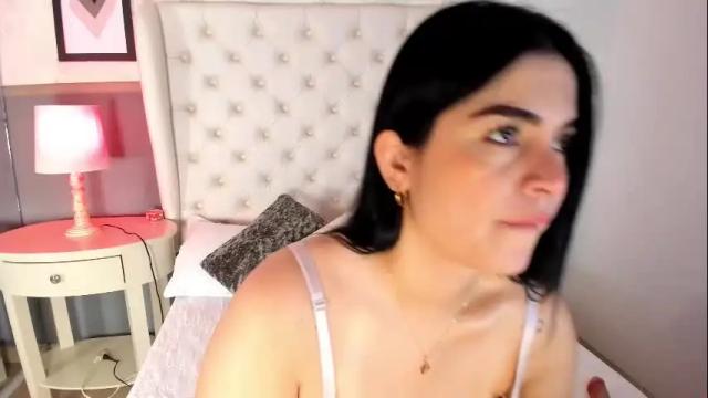 Image 2 of sasha_sims Stream on Chaturbate on 21 days ago