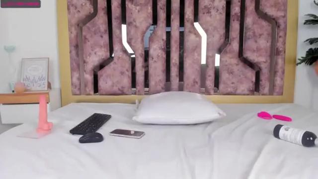 Image 3 of sasha_stele Stream on Chaturbate on 14 months ago