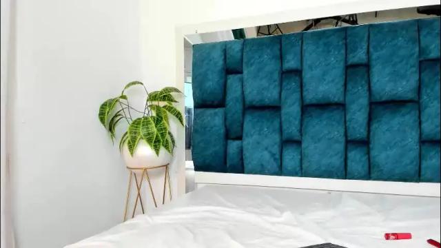 Image 3 of sasha_stele Stream on Chaturbate on 6 months ago